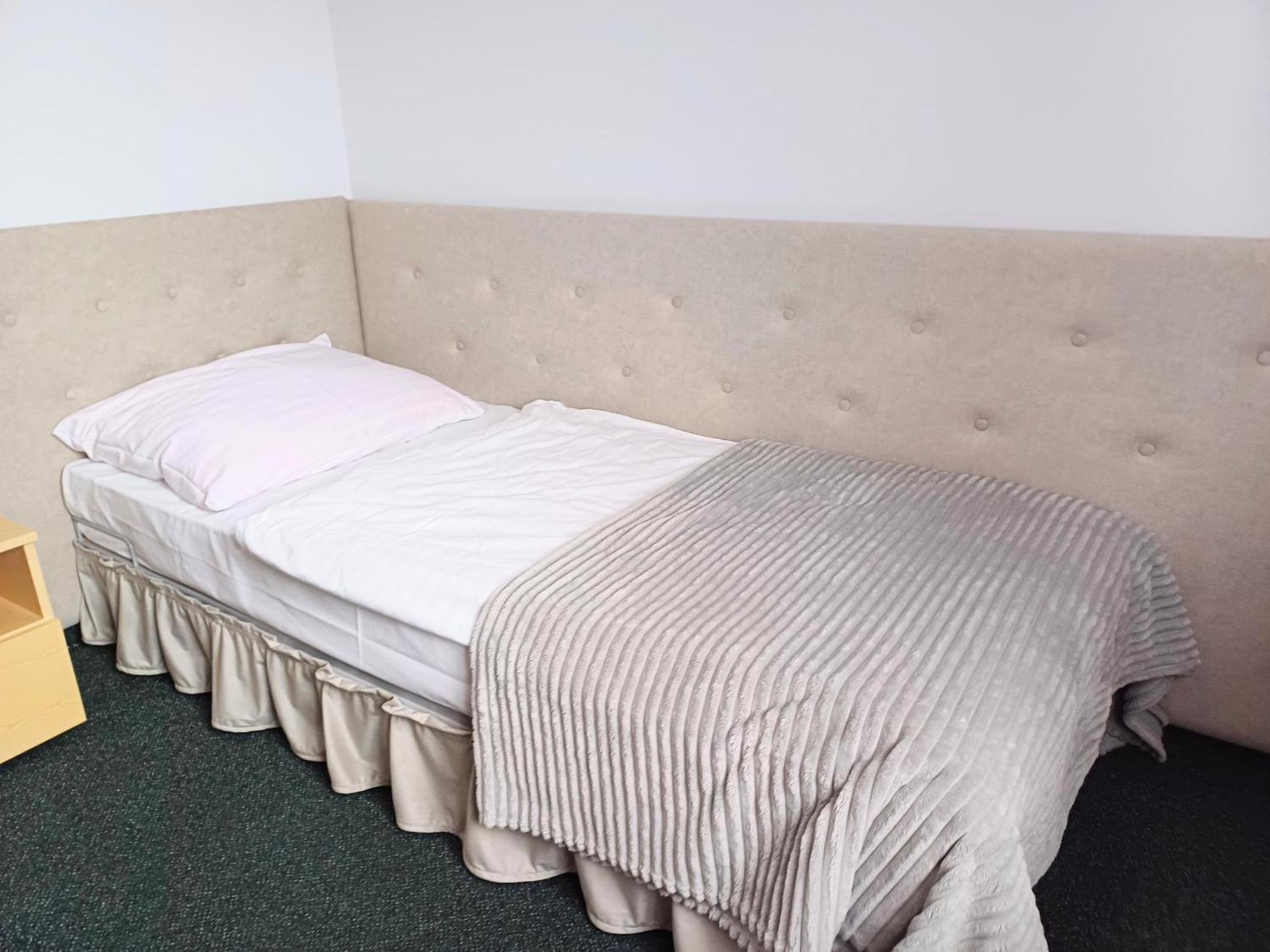 Hotel I Restauracja Borowianka Ostrów Wielkopolski Eksteriør bilde